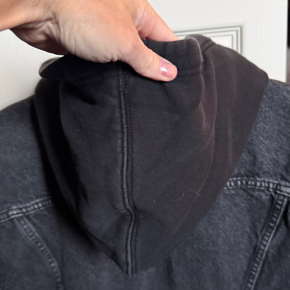 Levi's jean jacket with hood - Picture 4 of 12